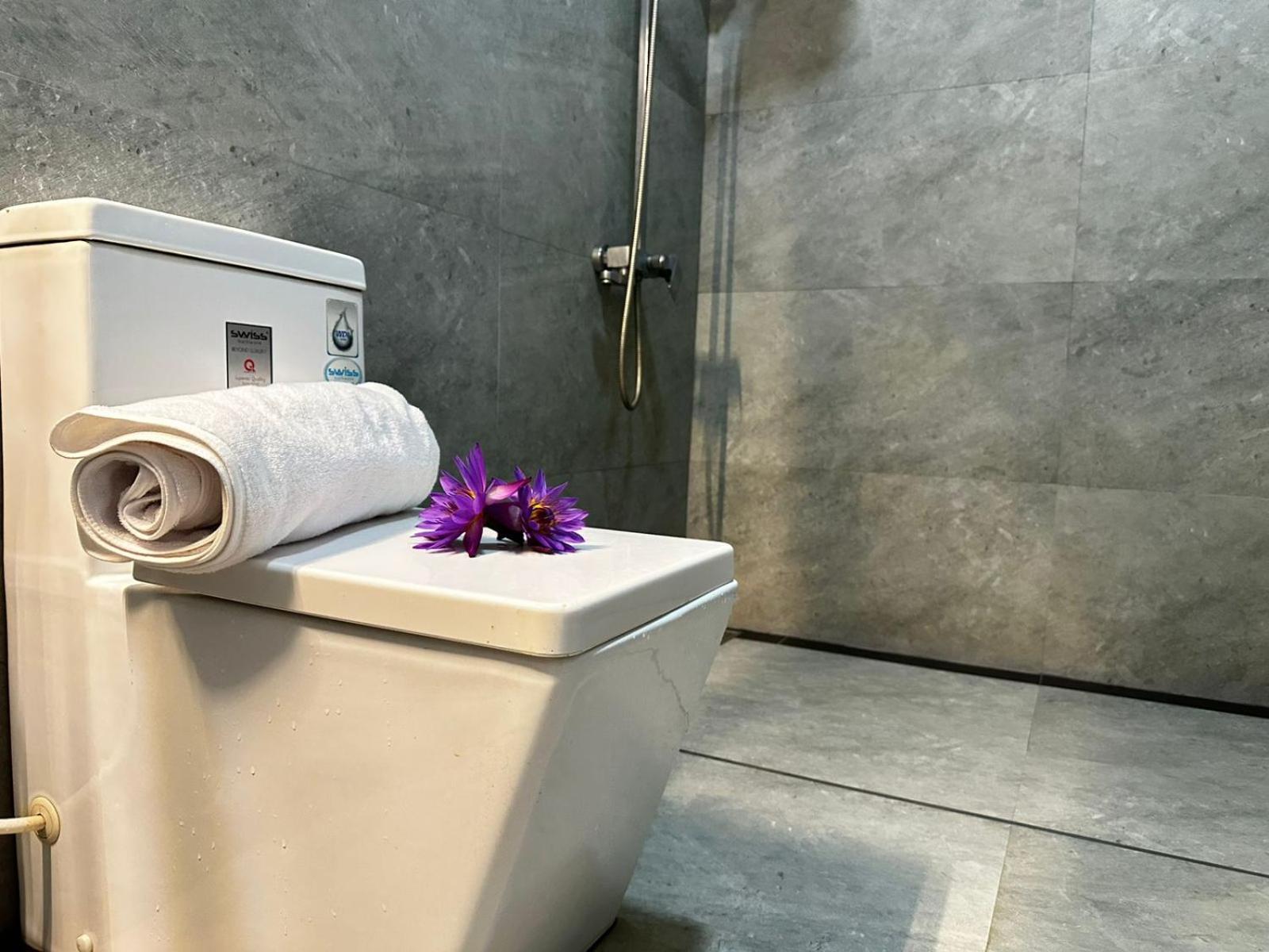 Curve Hiri Apartment Dikwella Ngoại thất bức ảnh