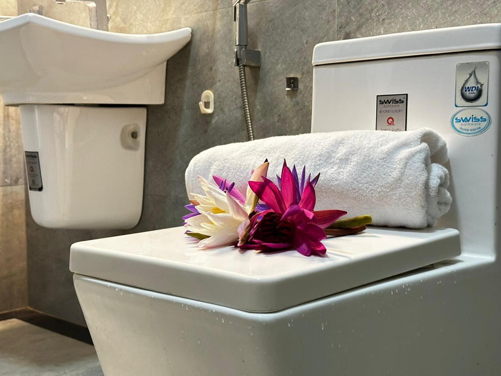 Curve Hiri Apartment Dikwella Ngoại thất bức ảnh